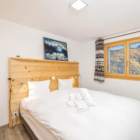 Amerhone - Luxury With Jacuzzi